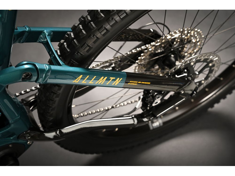 Horské elektrokolo Haibike AllMtn 7