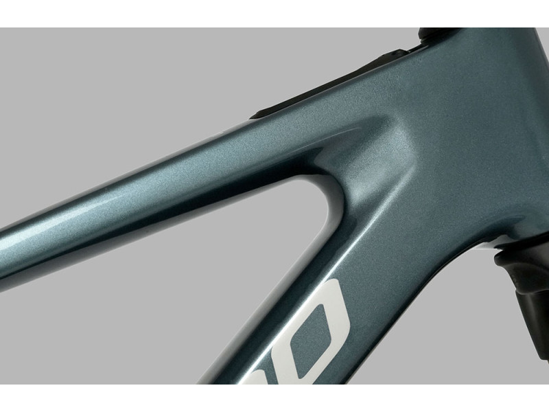 Horské elektrokolo Megamo REASON CRB 01