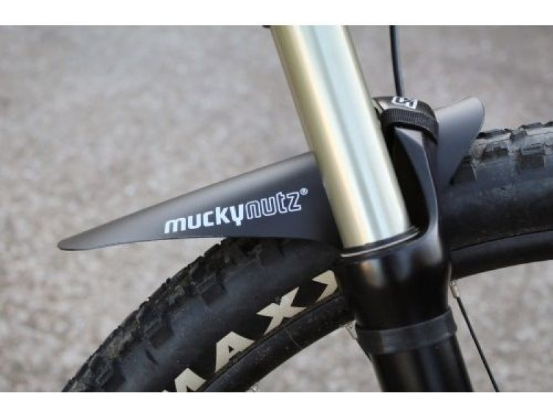 Přední blatník Mucky Nutz – bílý